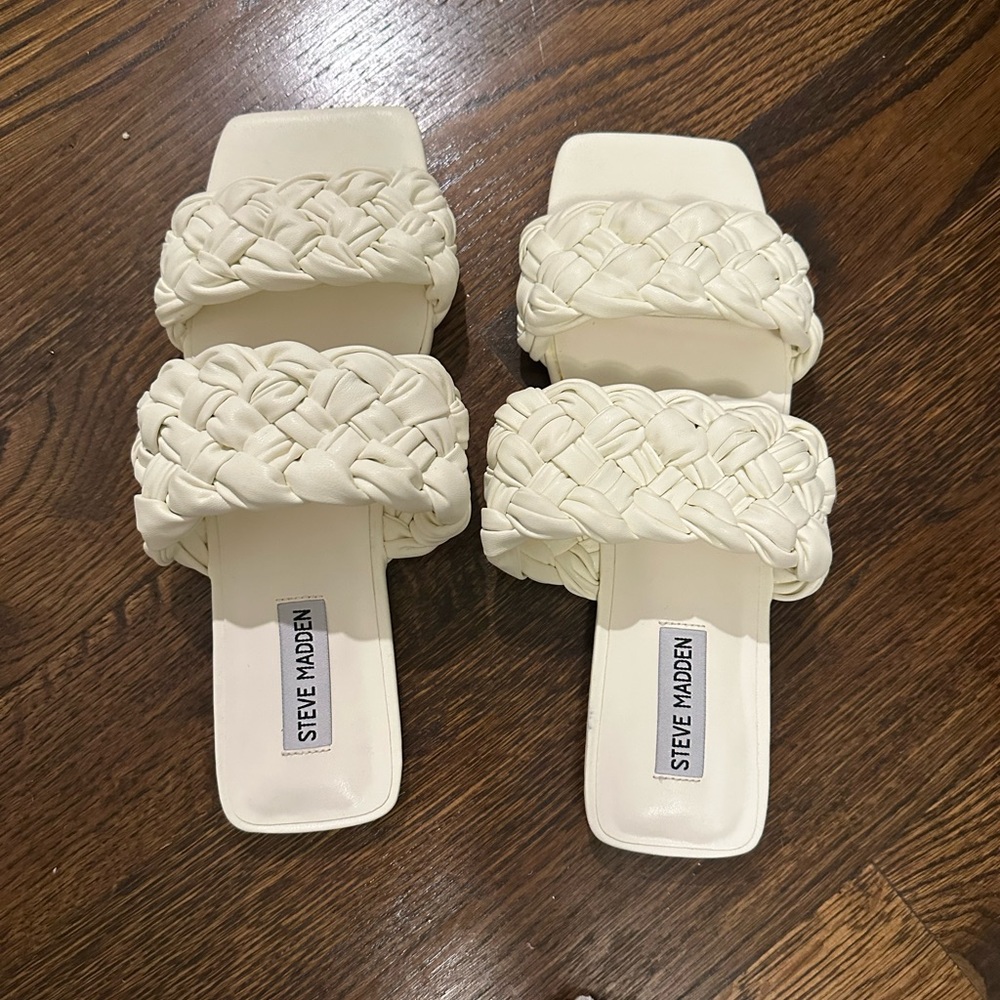 Steve Madden white bride sandals NWOT